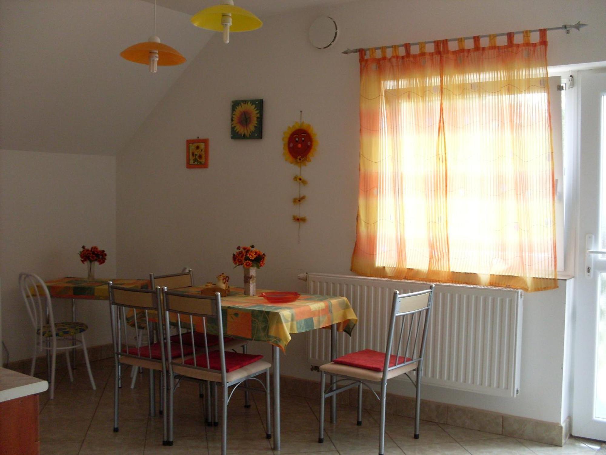 Eden Vendeghaz Hotell Miskolc Exteriör bild