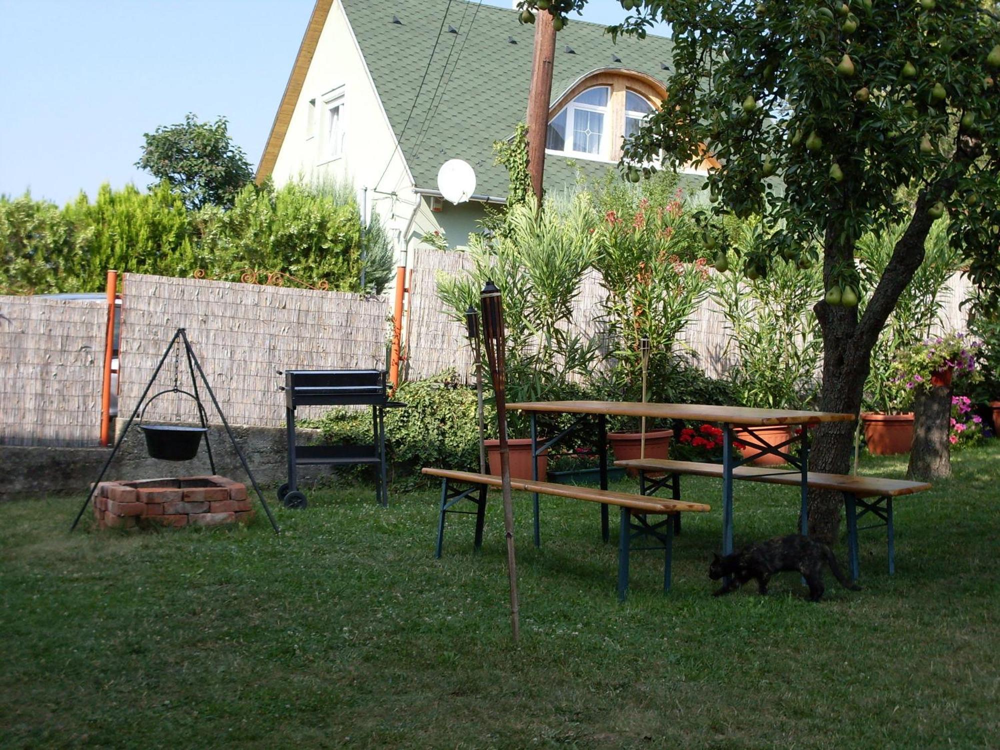 Eden Vendeghaz Hotell Miskolc Exteriör bild